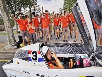 Nuon Solar Team opnieuw wereldkampioen zonneracen